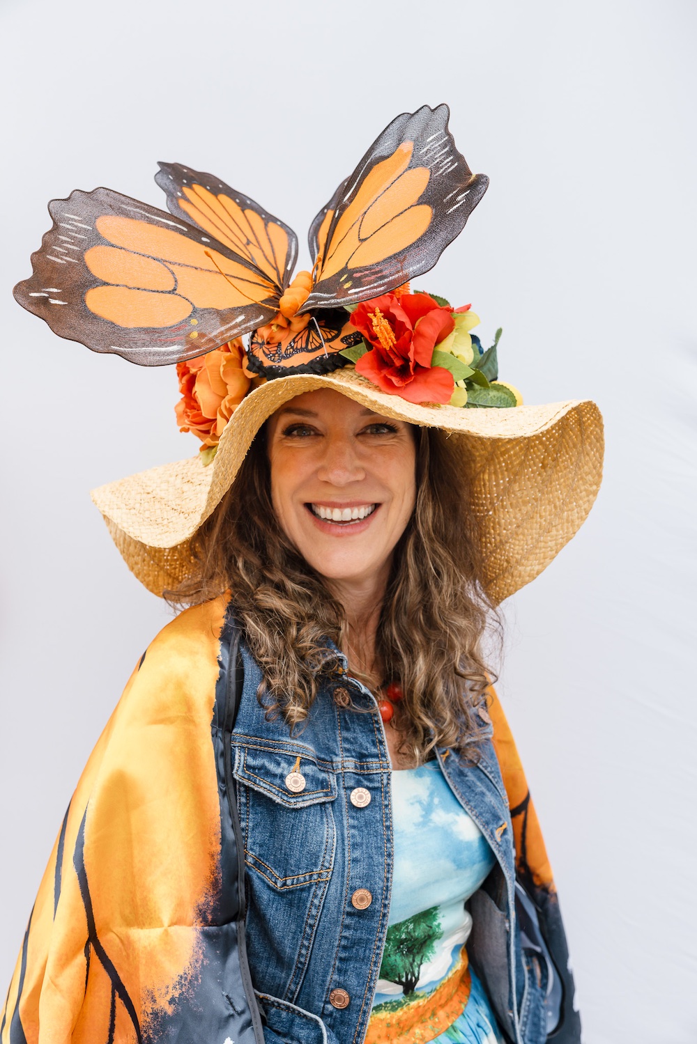 2025 Gate & Garden Tour Garden Hat Contestant