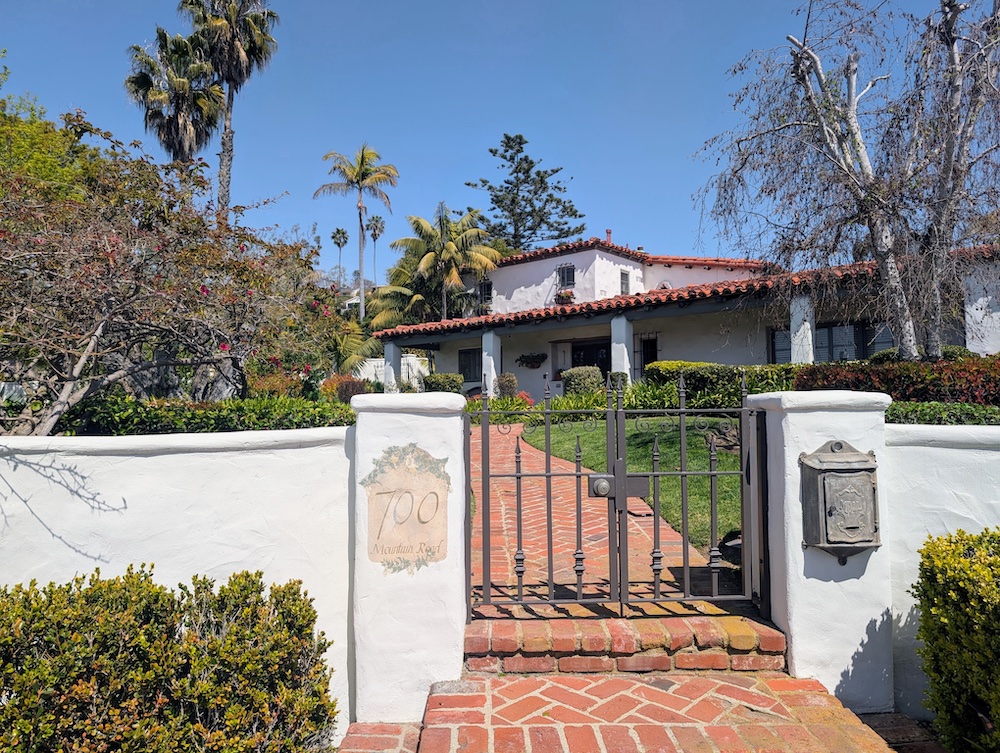entrance gate